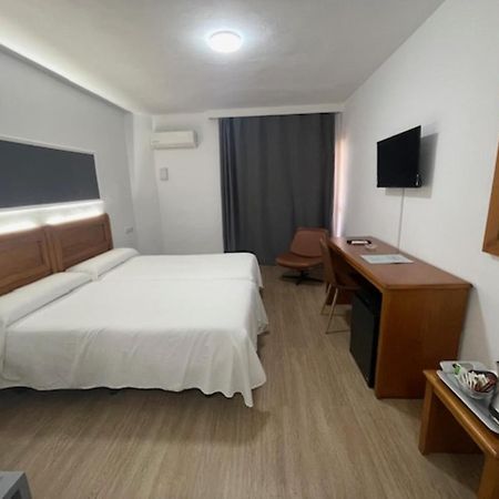 Hotel Anfora Melilla Bagian luar foto